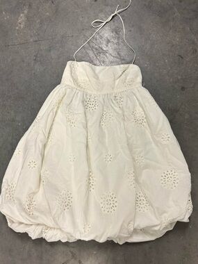 Zara Eyelet Lacey Bubble Mini Babydoll Dress
Backless